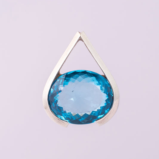 blue topaz pendant