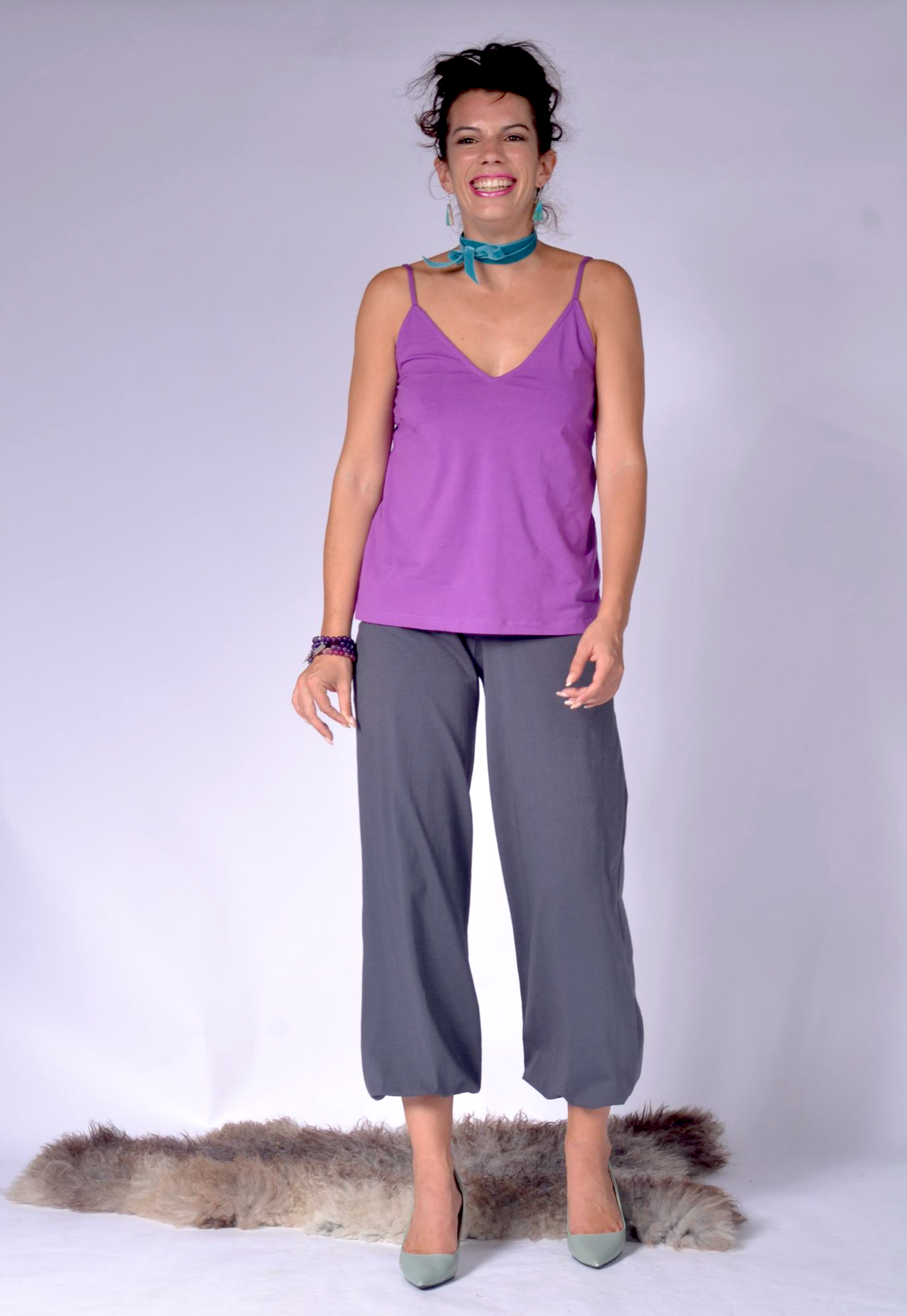 ladies top with adjustable shoulder straps